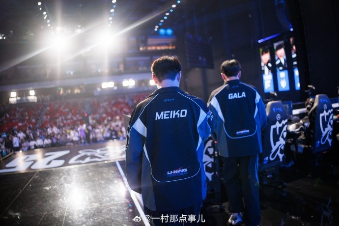 摄影师一村发布S15入围赛返图：2025.10.14 Day1